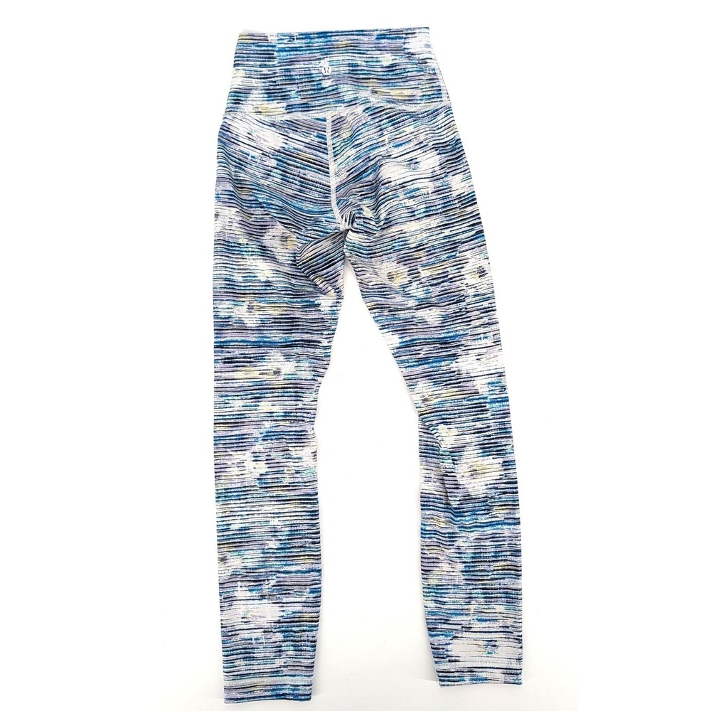 EUC Lululemon Wunder Under Crop Blurry Belle Blue Abstract High Rise Size 4